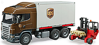 Игрушка Bruder Фургон UPS Scania с погрузчиком 03581