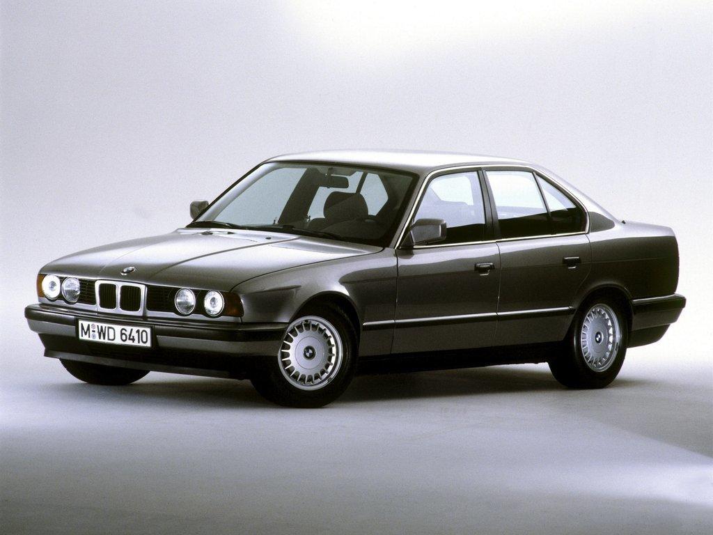 Бампер передний BMW 5 (E34)1987-1997/БМВ (Е34) 51111944439 - фото 3 - id-p93367153