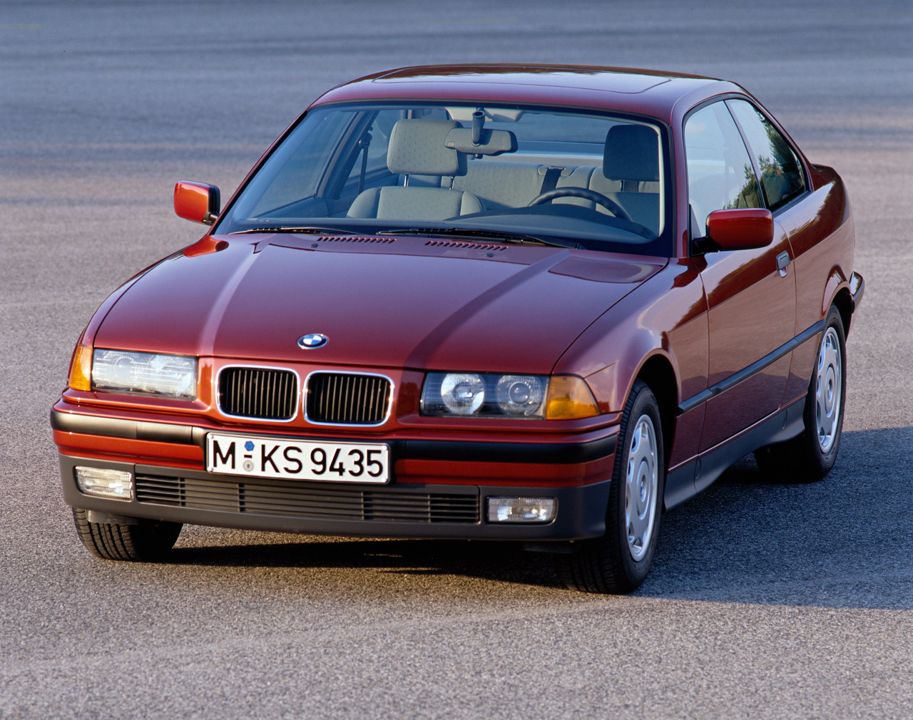 Бампер передний BMW 3 (E36) 1990-2000/БМВ Е36 TYG 51118165142 - фото 5 - id-p93367022