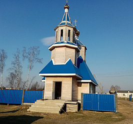 Забор на сборном фундаменте. Храм Успение Пресвятой Богородицы д.Рудня, Червенского района, Минской области. Апрель 2020 11