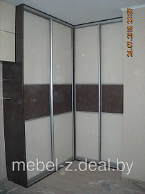 Шкаф-купе угловой с ЭКОкожей и стеклом Лакобель