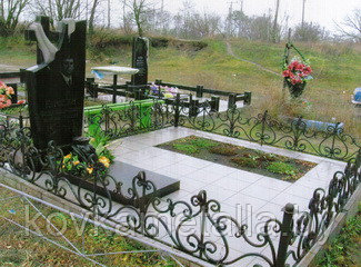 Ограда кованая на могилу "Патриот №2" - фото 1 - id-p126172032