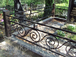 Ограда кованая на могилу "Патриот №12" - фото 1 - id-p126172054