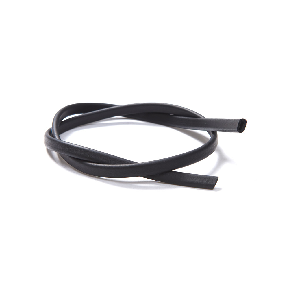 Уплотнитель фонарей. Уплотнитель заднего фонаря 2108. Резиновый уплотнитель фар ваз 2105. Уплотнитель заднего фонаря 2106. Уплотнители задних фонарей нива.