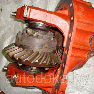 Редуктор заднего моста (z = 12 x 25) фланец 4 отв., овальн. картер