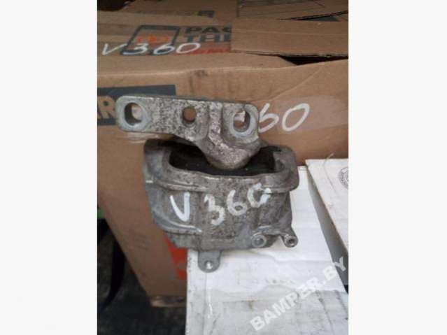 Подушка крепления двигателя 1K0199262AM 2.0 tsi Volkswagen Jetta 6, Фольксваген Джетта 6 2011-2016 гг.в.
