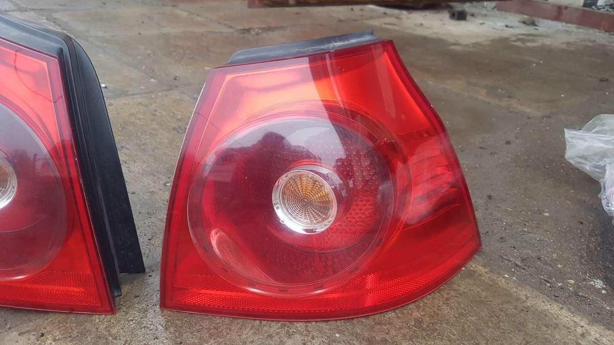 Фонарь задний правый 1K6945096, 1K6945096N Volkswagen Golf 5, Фольксваген Гольф 5 2004-2008 гг.в.