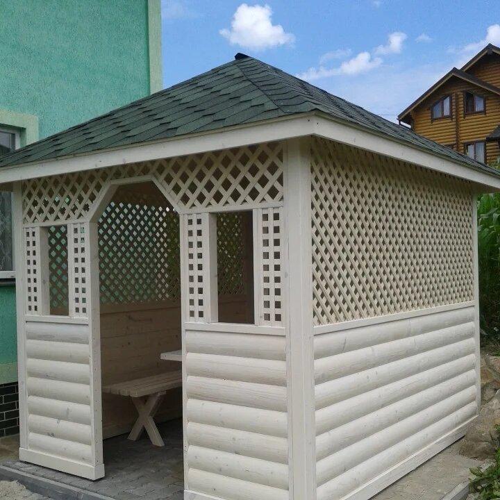 Деревянная садовая беседка