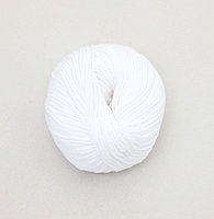 Пряжа Debbie Bliss Cotton DK Цвет: 01white (100% Хлопок, 84м/50г)