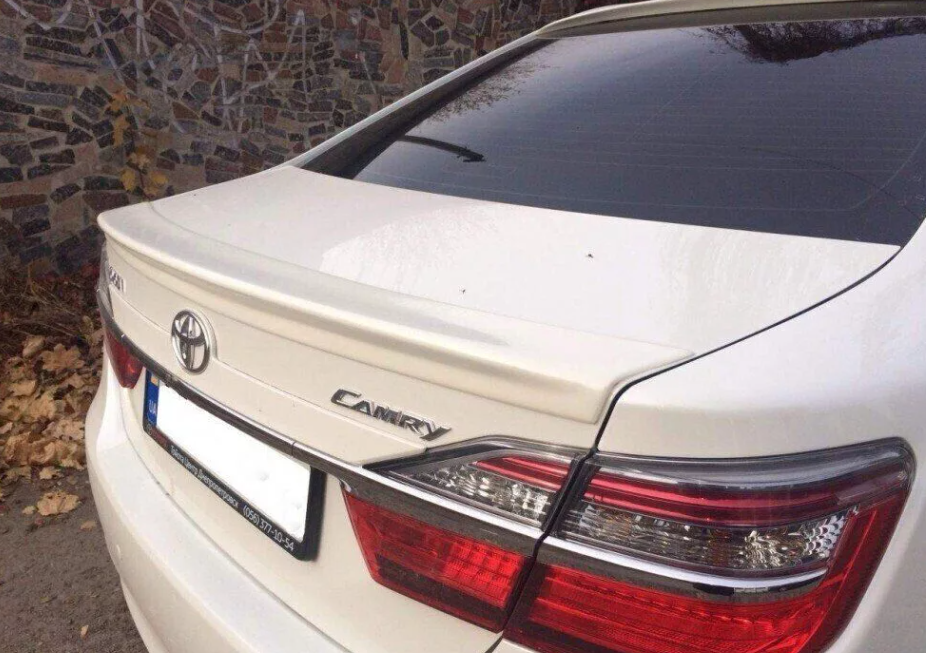 Лип спойлер на крышку багажника Toyota Camry XV 55 2014-2019 (ABS пластик)