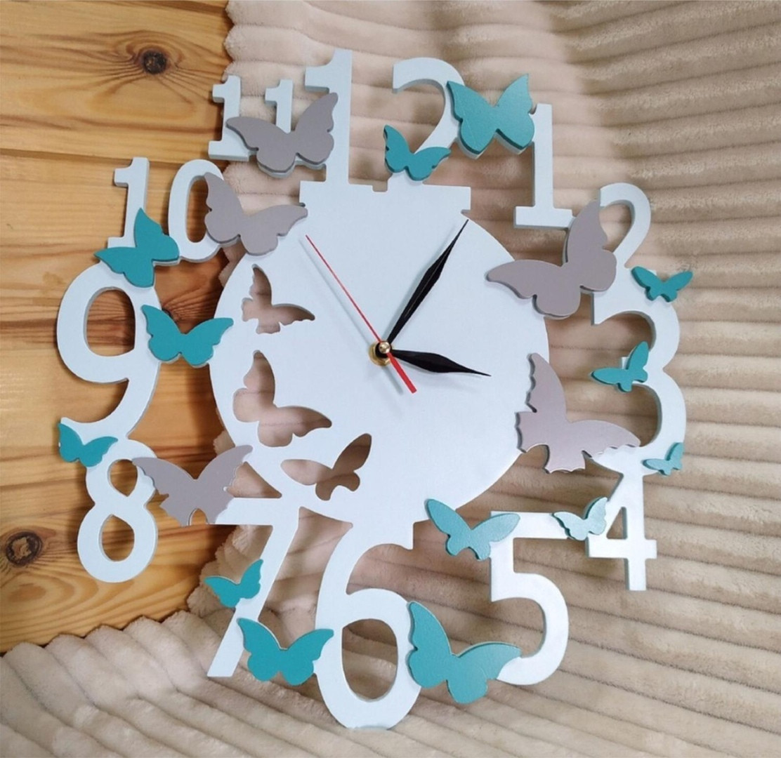 Часы деревянные "Бабочки"