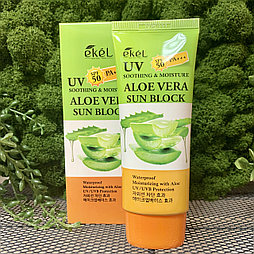 Солнцезащитный крем для лица и тела с алоэ EKEL Soothing and Moisture Aloe Vera Sun Block SPF50+/PA+++, 70 мл