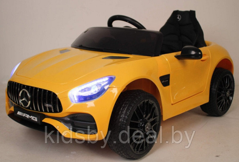 Детский электромобиль RiverToys Mercedes-Benz AMG GT O008OO (желтый) лицензия - фото 1 - id-p109520746