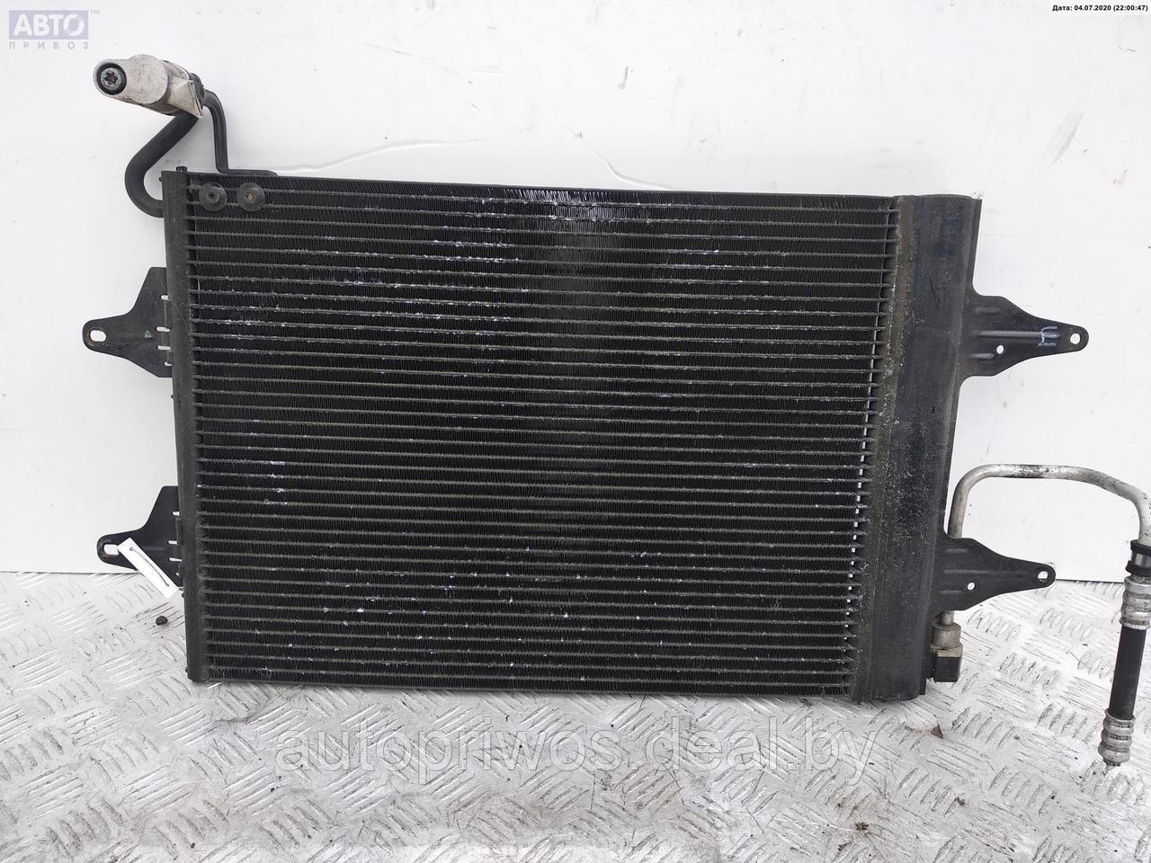 Радиатор охлаждения (конд.) Volkswagen Polo (1994-1999) - фото 1 - id-p128362346