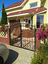 Калитка с декоративной ковкой №23