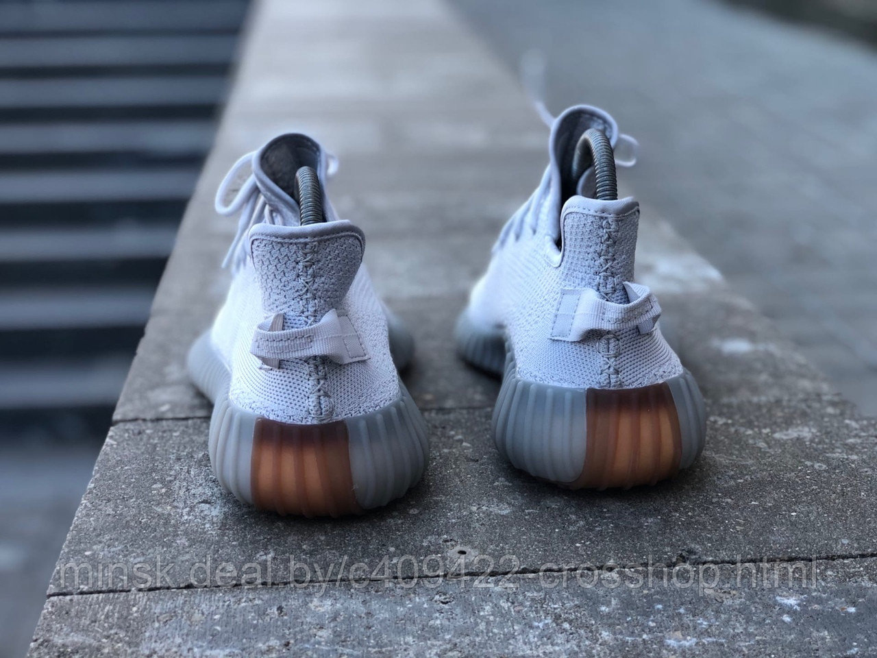 Adidas Yeezy Boost 350 V2 - фото 2 - id-p128470222