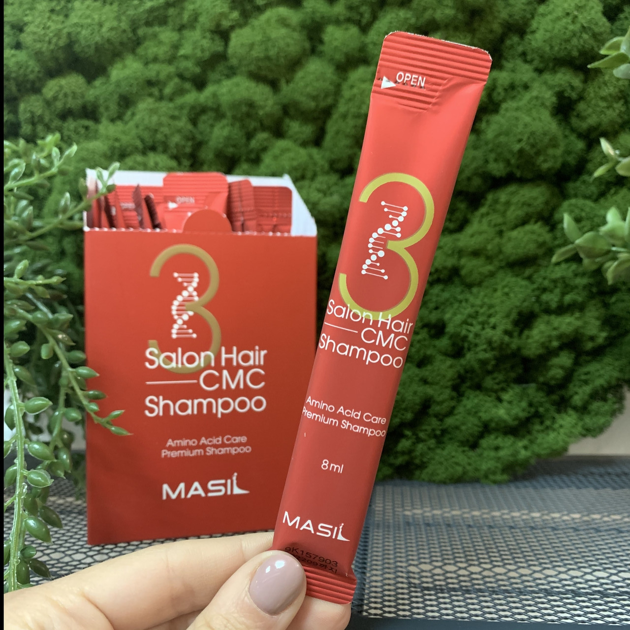 Восстанавливающий шампунь с аминокислотами Masil 3 Salon Hair CMC Shampoo, 8 мл - фото 1 - id-p128989099