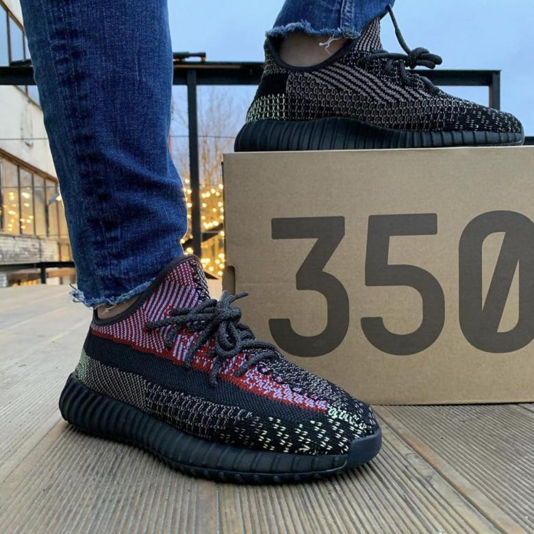 Кроссовки Yeezy Boost 350 V2 Yecheil Non Reflective