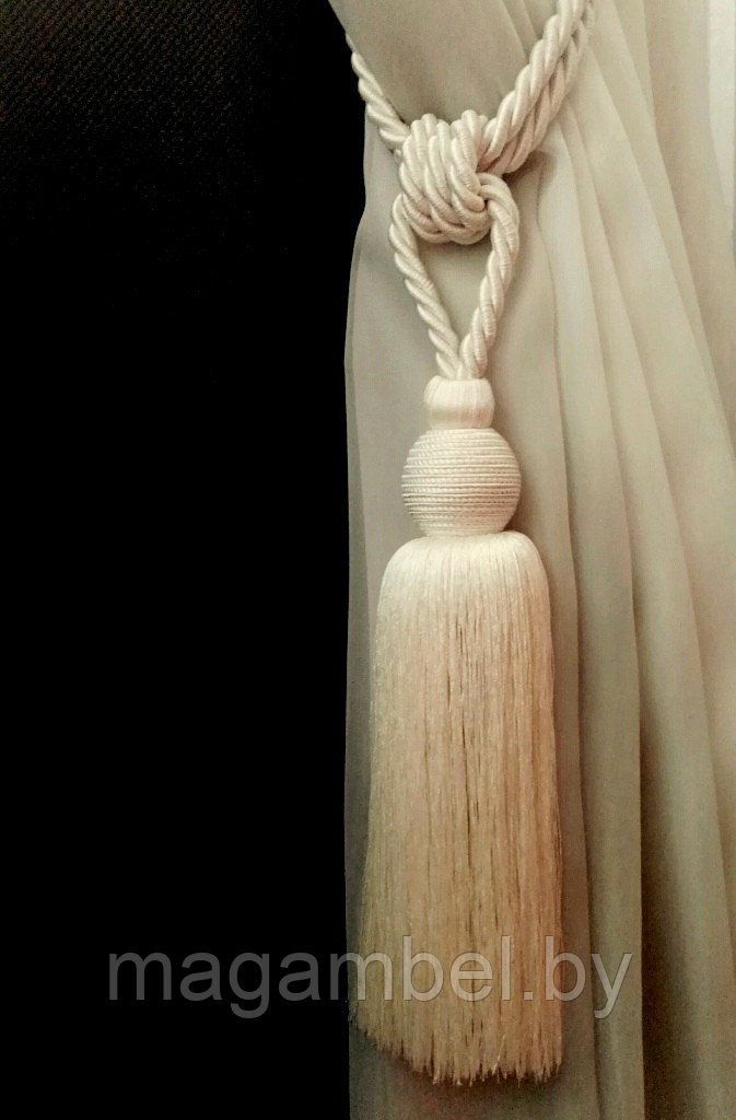 Кисть средняя молочная для штор и гардин цвет М2