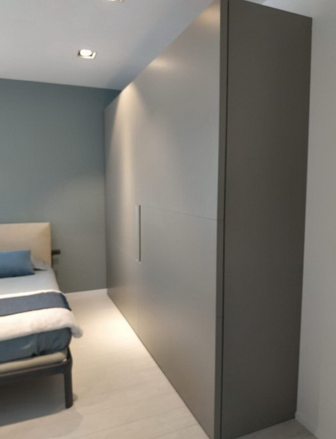 Современный компланарный шкаф для спальни SLIDER Bortoluzzi (Бортолуцци), фасады матовый МДФ - фото 2 - id-p129947176