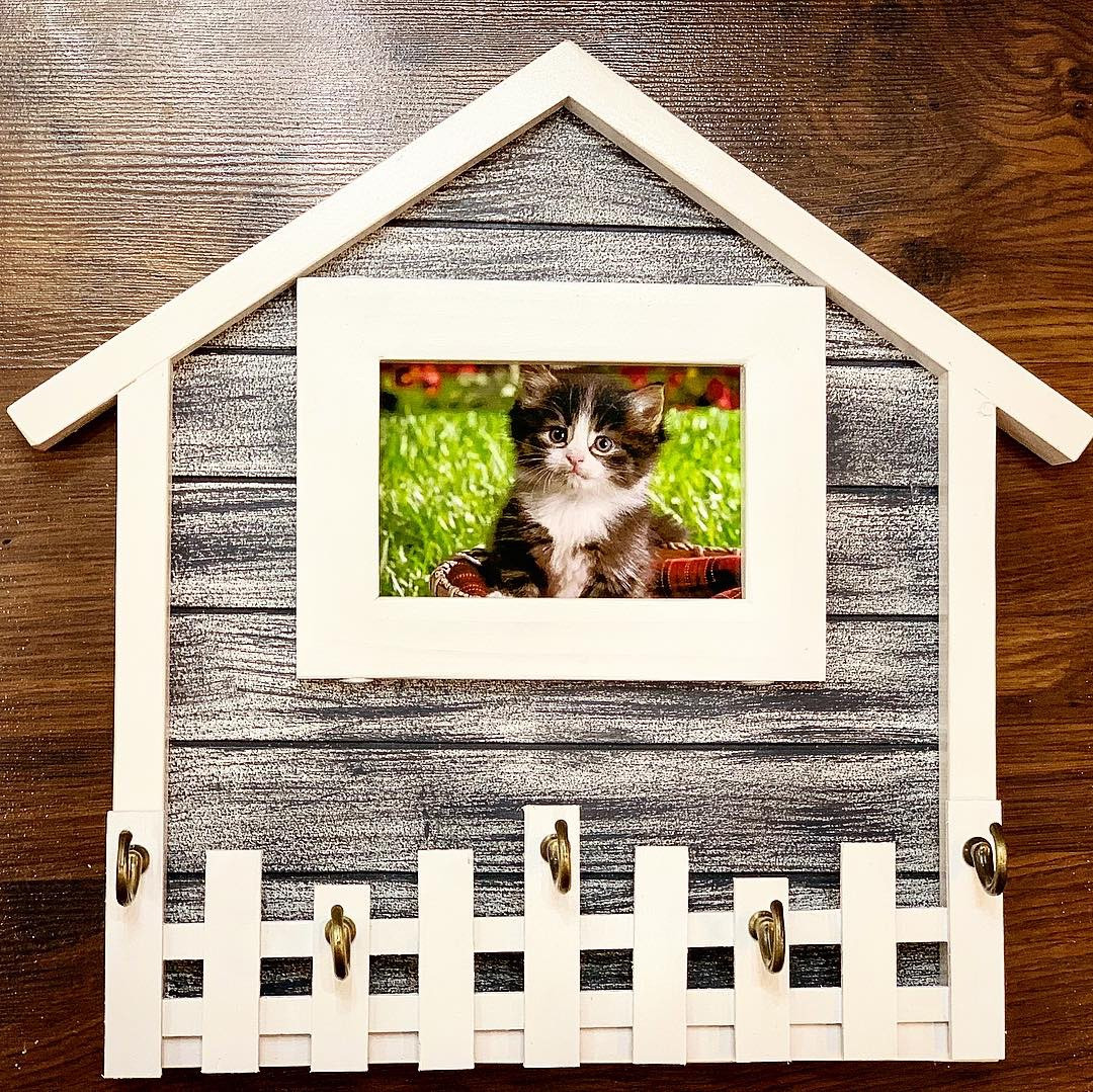 Ключница настенная