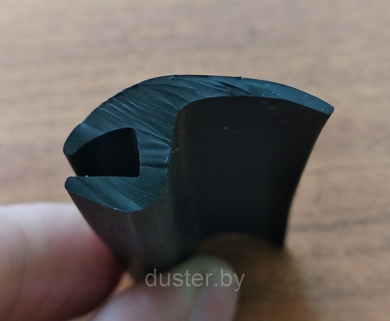 Резиновый уплотнитель лобового стекла для Renault Duster - фото 2 - id-p130259384