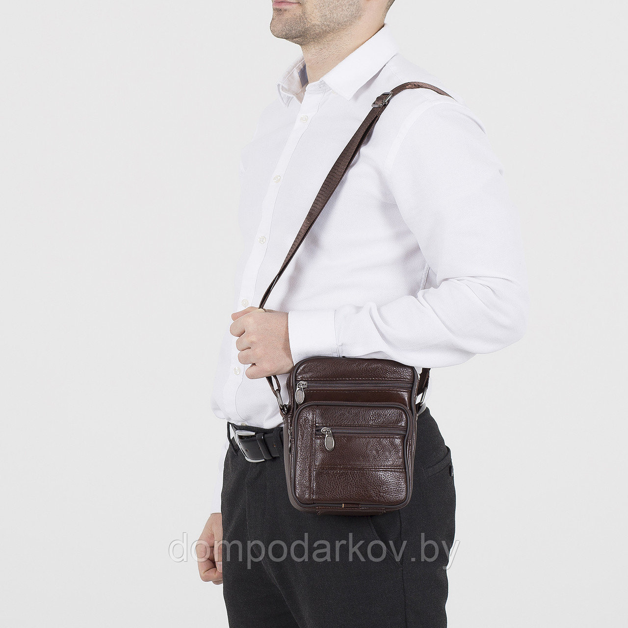 Сумка мужская, отдел на молнии, 4 наружных кармана, регулируемый ремень, цвет коричневый - фото 5 - id-p130941887