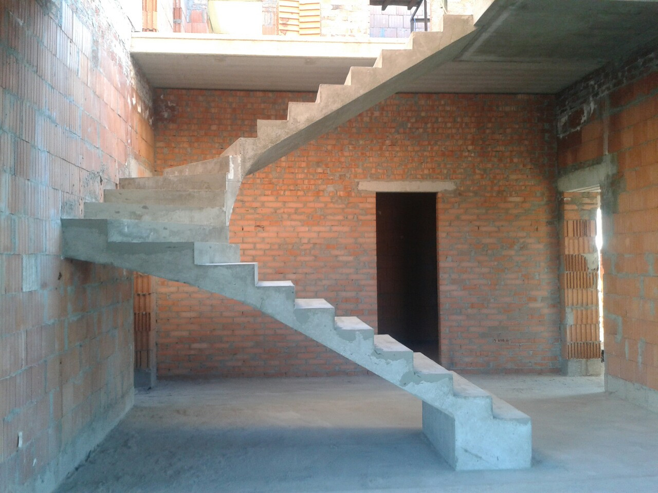 Монолитная лестница - фото 2 - id-p131043696