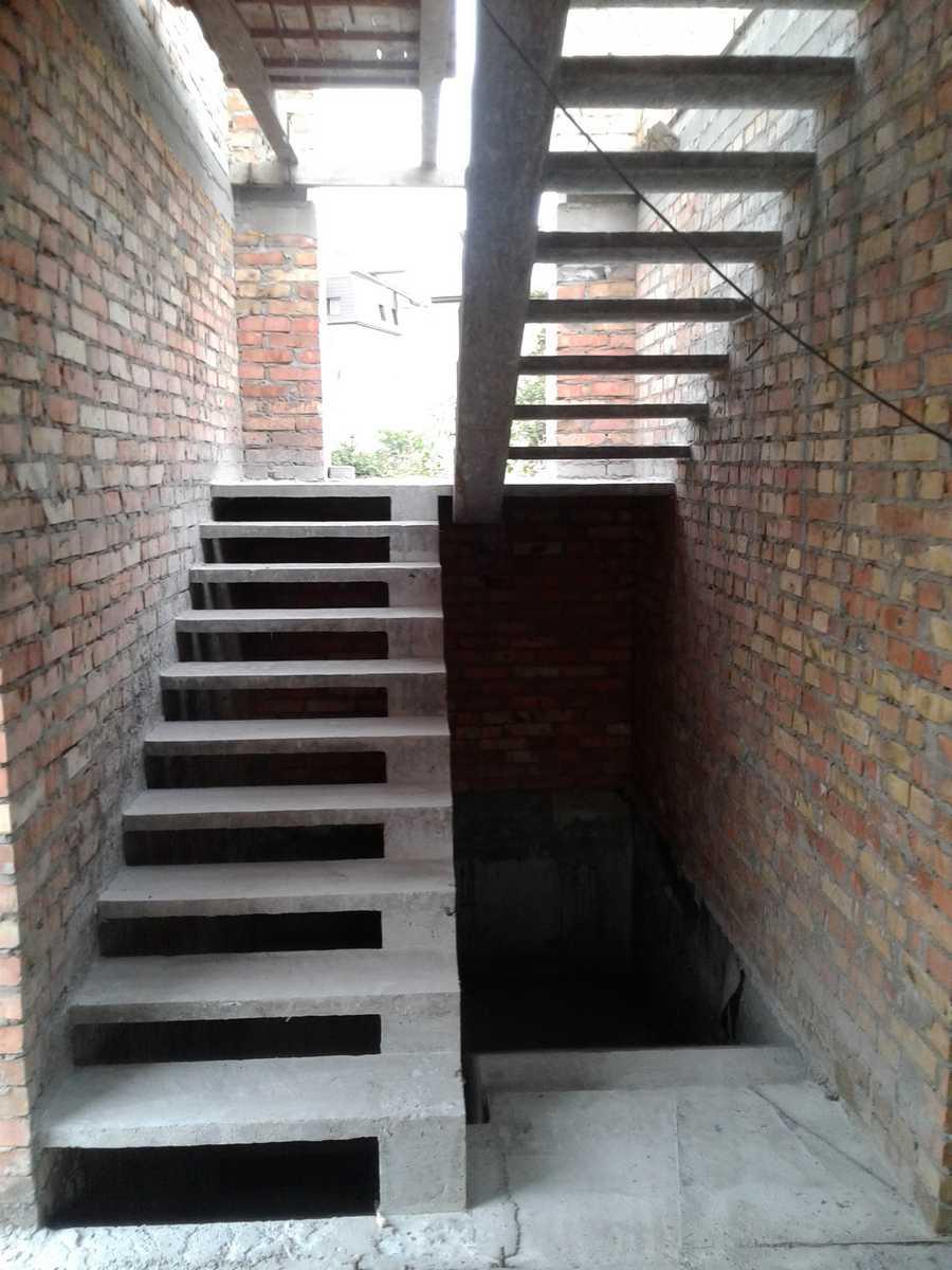 Монолитная лестница - фото 6 - id-p131043696