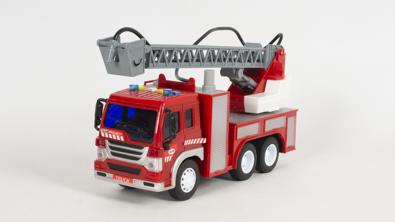 Пожарная машина инерционная с водой ,водяная помпа, свет, звук, арт.WY351B v - фото 1 - id-p131058134