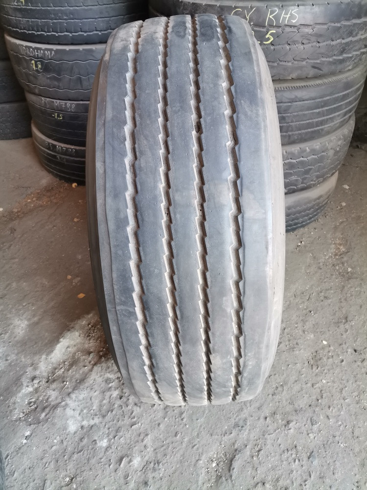 Шина грузовая б/у Hankook TH22 425/65 R22,5, прицепная ось, 5 шт.