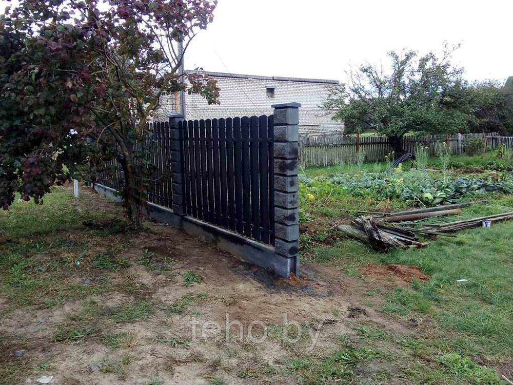 Забор на сборном фундаменте под ключ (металлоштакетник RAL 7024, двойная зашивка, декоративные столбы) - фото 6 - id-p131181928