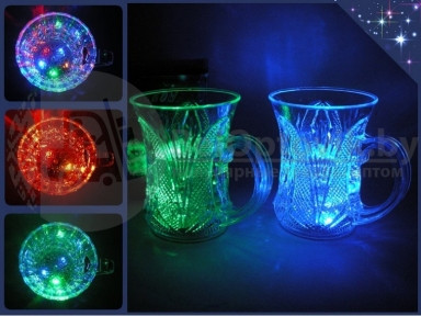 Светящиеся кружки с цветной подсветкой дна 2 шт COLOR CUP 150ML