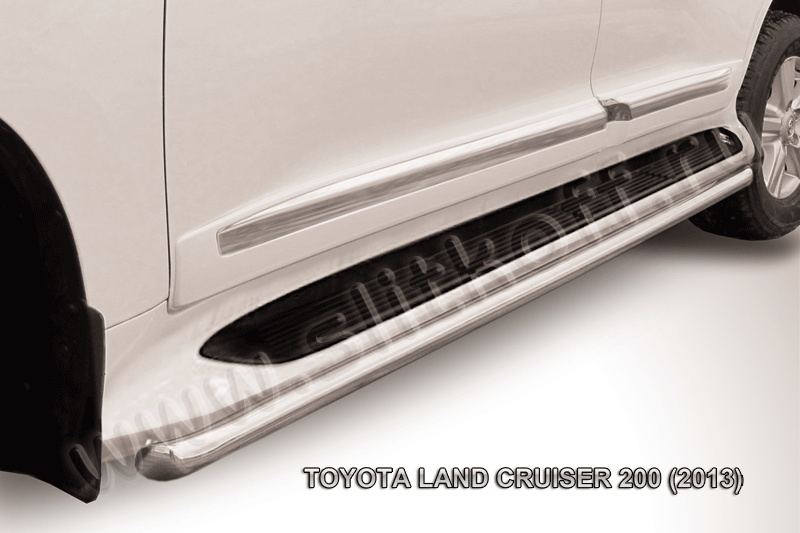 Защита штатного порога d57 Toyota Land Cruiser 200 (2013)
