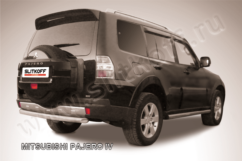 Защита заднего бампера d76 короткая Mitsubishi Pajero IV