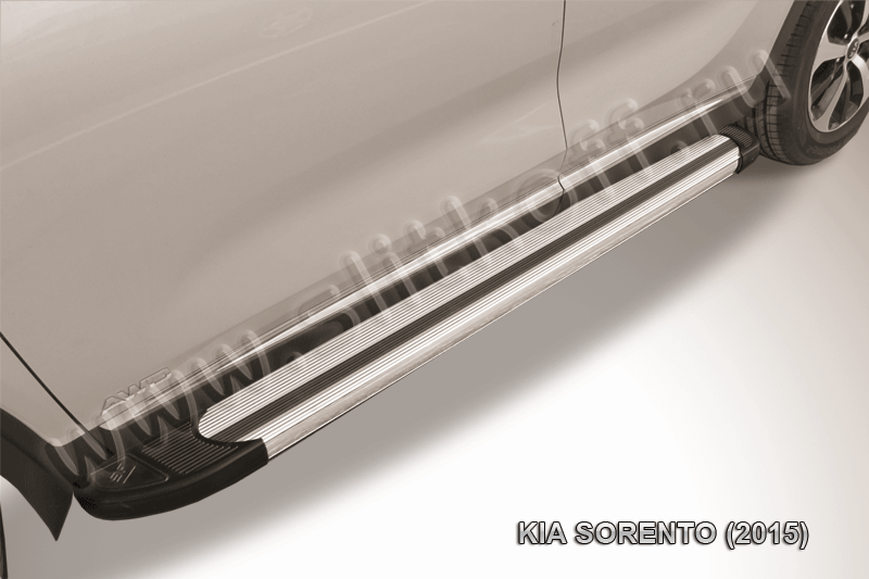 Пороги алюминиевые "Luxe Silver" на KIA Sorento (2015) - фото 1 - id-p131425295
