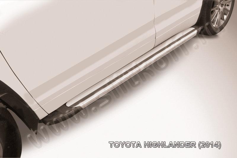 Пороги алюминиевые "Luxe Silver" 1800 серебристые Toyota Highlander (2014) - фото 1 - id-p131425446