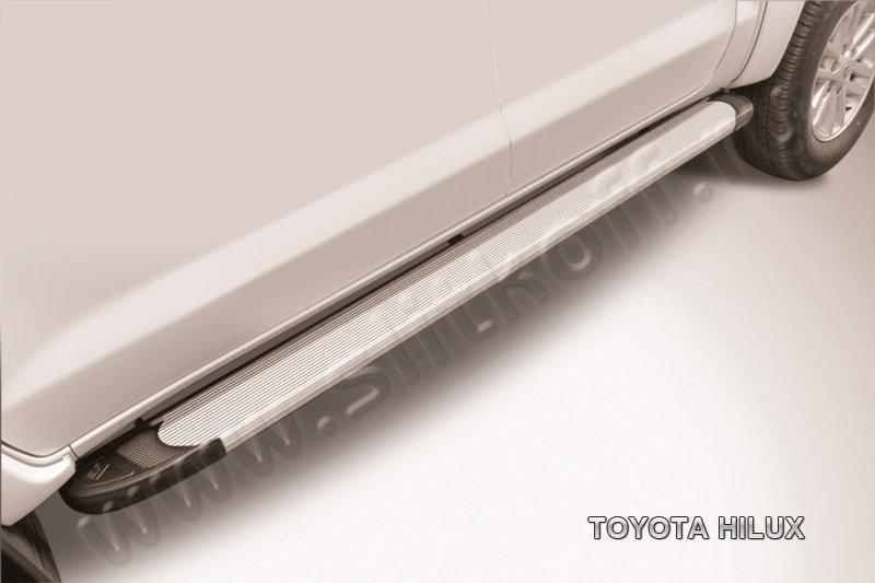 Пороги алюминиевые "Optima Silver" 2000 серебристые Toyota Hilux