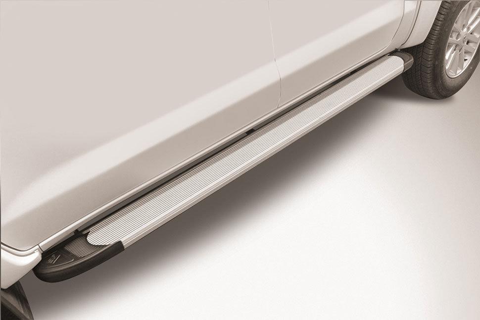 Пороги алюминиевые "Optima Silver" 2000 серебристые Toyota Hilux (2015)