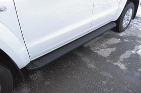 Пороги алюминиевые Optima Black 2000 черные Volkswagen Amarok (2016)