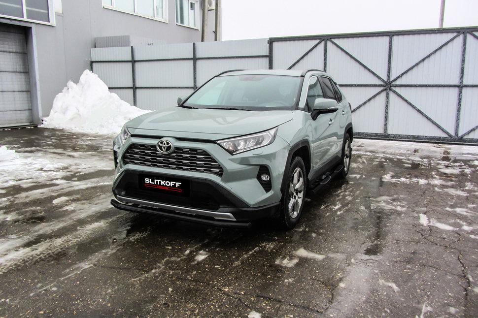 Защита переднего бампера d57 черная TOYOTA RAV4 (2019)