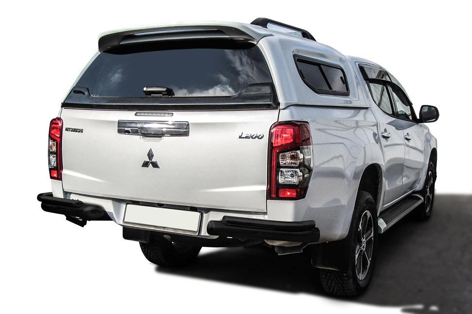 Уголки d76+d42 без бампера черные Mitsubishi L-200 (2018)