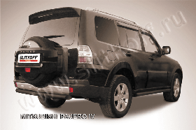 Защита заднего бампера d76 короткая черная Mitsubishi Pajero IV