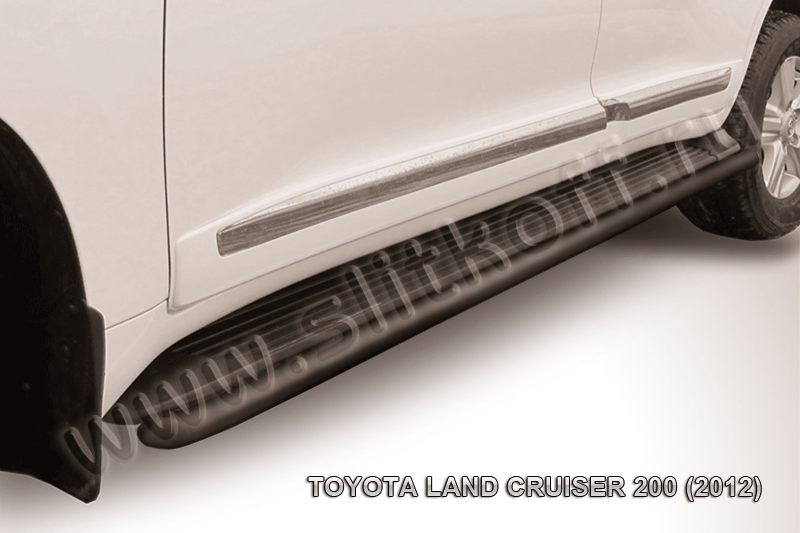 Защита штатного порога d42 черная Toyota Land Cruiser 200 (2012)