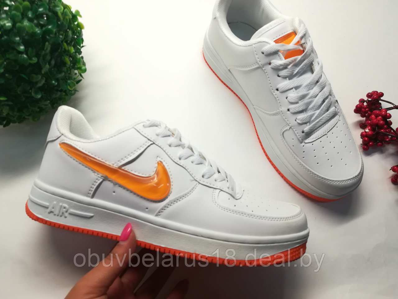 Кроссовки NIKE (размеры 36,38,39,40,41) ДОСТАВКА ПО РБ - фото 1 - id-p131702664