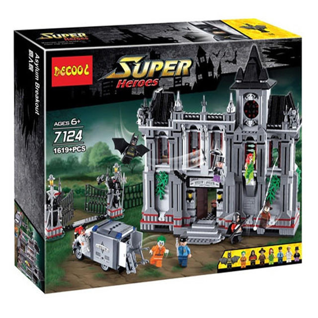 Конструктор Decool 7124 Super Heroes Побег из клиники Аркхэм (аналог Lego Super Heroes 10937) 1619 деталей