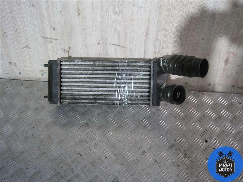 Радиатор интеркулера PEUGEOT 307 (2002-2008 г.в) 1.6 HDi 9HZ (DV6TED4) - 109 Лс 2005 г. - фото 2 - id-p131720060