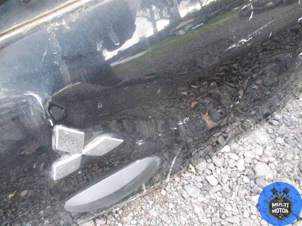 Фонарь крышки багажника левый MITSUBISHI Colt (2002 - 2012 г.в.) 1.3 i 2008 г. - фото 3 - id-p131723379