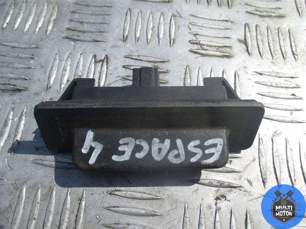 Кнопка открытия багажника RENAULT ESPACE IV (2002-2009) 2.2 DCi G9T 742 - 150 Лс 2005 г. - фото 1 - id-p131723598