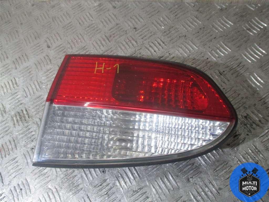 Фонарь крышки багажника правый HYUNDAI H-1 (1997-2007) 2.5 TD D4CB - 110 Лс 2002 г. - фото 2 - id-p131725049